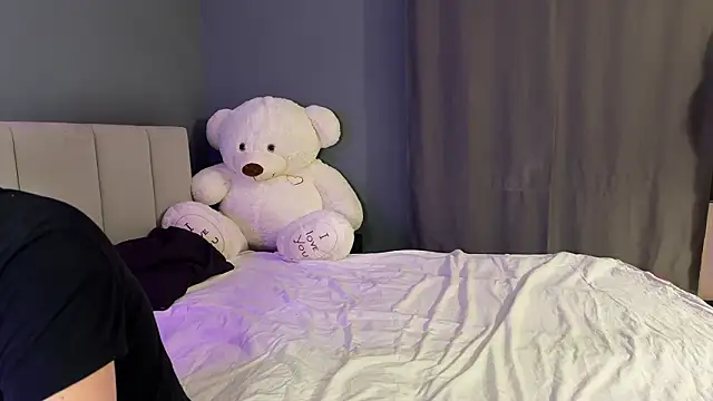 Snapshot of sasaykyra chatting on 03/20/26, 08:46 sasaykyra online show from 03/20/26, 08:46