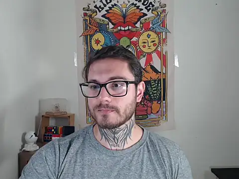 Snapshot of clark_r chatting on 04/16/26, 12:22 clark r online show from 04/16/26, 12:22