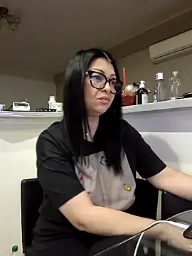 Milf Abigail online show from 11/17/25, 12:38