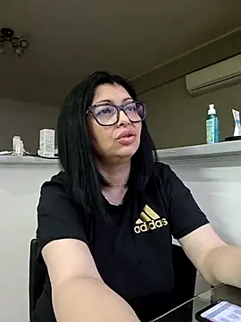 Milf Abigail online show from 05/25/26, 02:50