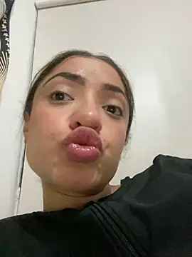 Snapshot of Alicia_ALICIA chatting on 01/16/26, 09:52 Alicia ALICIA online show from 01/16/26, 09:52