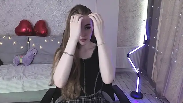 LissaCain online show from 04/14/26, 02:39