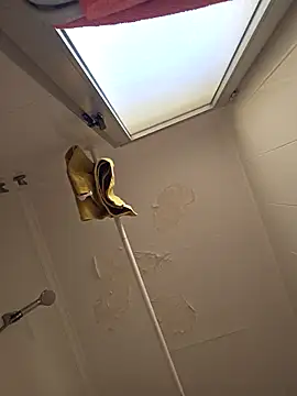 polla calientes47 online show from 09/12/25, 02:39