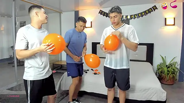 badguyss bisex online show from 11/21/25, 11:31