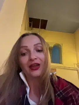 Snapshot of LadyTatiana_Madam chatting on 12/03/25, 03:43 LadyTatiana Madam online show from 12/03/25, 03:43