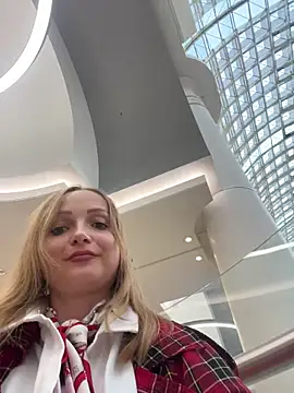 Snapshot of LadyTatiana_Madam chatting on 12/04/25, 03:10 LadyTatiana Madam online show from 12/04/25, 03:10