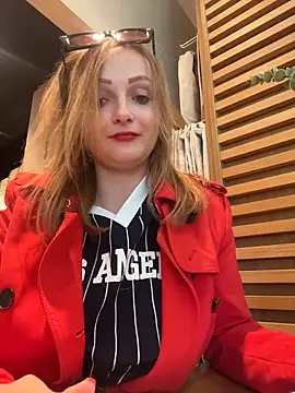 Snapshot of LadyTatiana_Madam chatting on 12/14/25, 02:22 LadyTatiana Madam online show from 12/14/25, 02:22