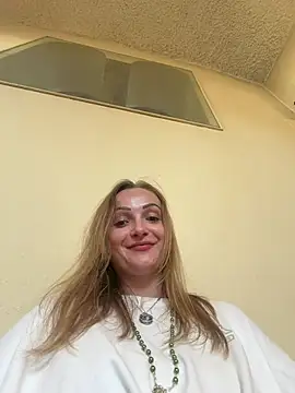 Snapshot of LadyTatiana_Madam chatting on 08/03/26, 02:00 LadyTatiana Madam online show from 08/03/26, 02:00