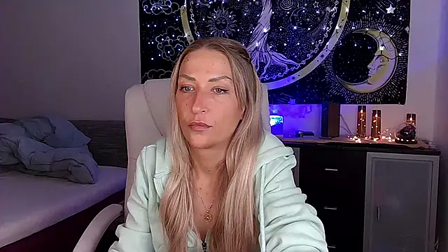 SexxyLiviaa online show from 10/04/25, 05:22