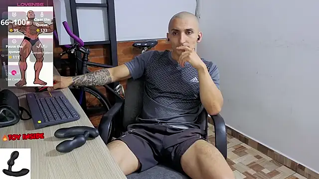 Snapshot of Marck_Muscle chatting on 04/30/26, 12:50 Marck Muscle online show from 04/30/26, 12:50