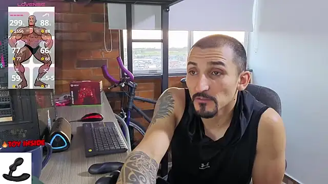 Snapshot of Marck_Muscle chatting on 06/16/26, 10:56 Marck Muscle online show from 06/16/26, 10:56