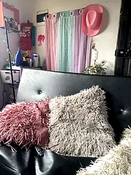 alondra darling online show from 10/30/25, 07:14