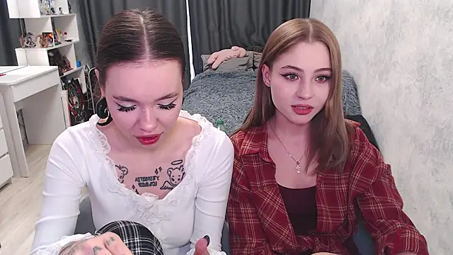 Tessa Walker online show from 09/19/25, 09:54