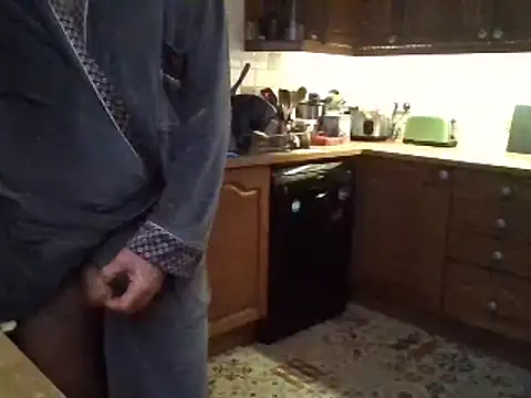 Snapshot of jakjak106 chatting on 12/29/24, 08:11 jakjak106 online show from 12/29/24, 08:11