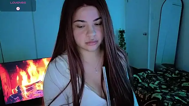 Snapshot of MelSaunders chatting on 04/24/26, 01:30 MelSaunders online show from 04/24/26, 01:30