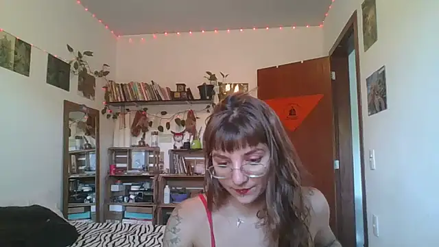 SweetyBabyDemon online show from 12/05/24, 08:22