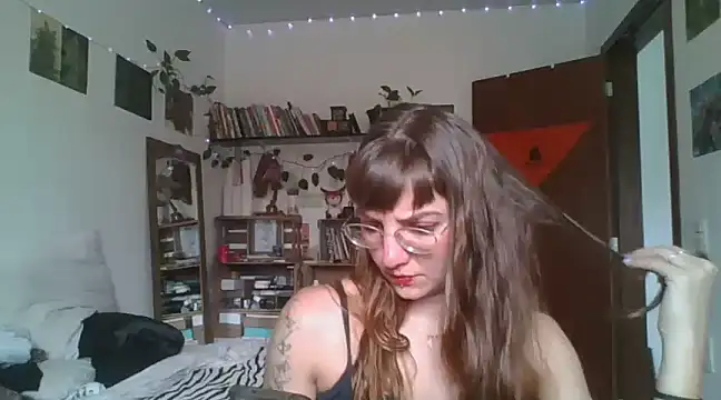 SweetyBabyDemon online show from 12/11/24, 01:17