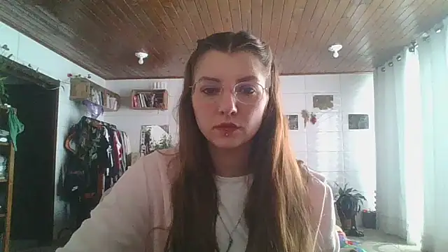 SweetyBabyDemon online show from 10/20/25, 01:44