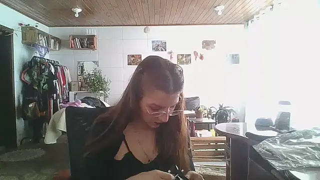 SweetyBabyDemon online show from 10/24/25, 01:18