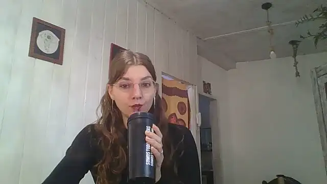 Snapshot of SweetyBabyDemon chatting on 06/16/26, 02:09 SweetyBabyDemon online show from 06/16/26, 02:09