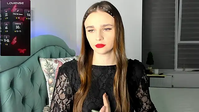 Snapshot of MCfly_11 chatting on 12/14/24, 11:34 MCfly 11 online show from 12/14/24, 11:34