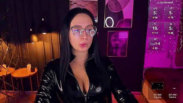 Christy Calypso online show from 12/02/24, 11:07