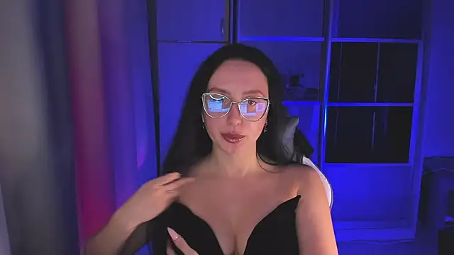 Christy Calypso online show from 10/22/25, 03:45