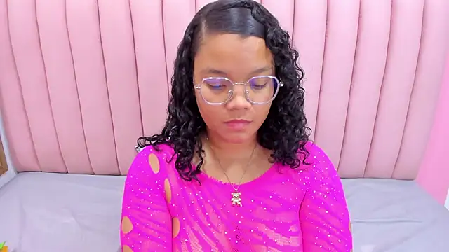 ISABELLA 020 online show from 03/08/25, 02:51