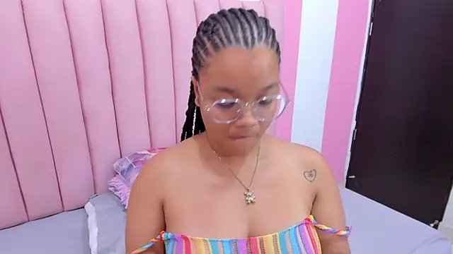 ISABELLA 020 online show from 03/15/25, 05:48