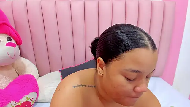 ISABELLA 020 online show from 09/16/25, 01:01