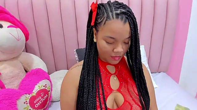 ISABELLA 020 online show from 10/11/25, 12:10