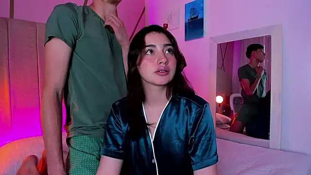 Damian n Maya online show from 01/08/25, 04:33