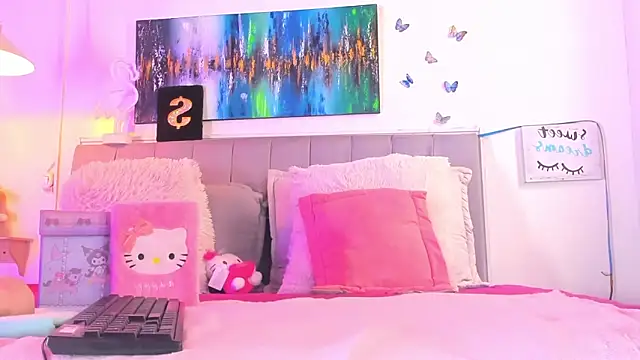 Snapshot of Andrea_flow chatting on 12/12/24, 02:44 Andrea flow online show from 12/12/24, 02:44