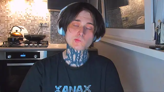 Snapshot of _torfin_ chatting on 03/26/26, 11:54 torfin online show from 03/26/26, 11:54