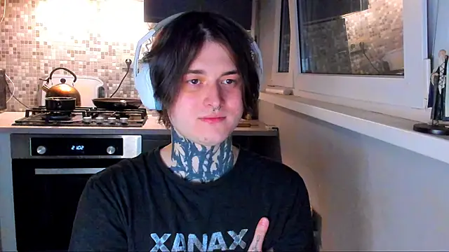 Snapshot of _torfin_ chatting on 03/28/26, 09:47 torfin online show from 03/28/26, 09:47