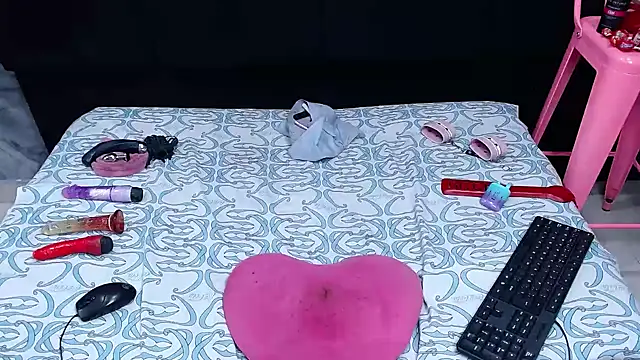 calipso swet online show from 12/14/24, 08:23