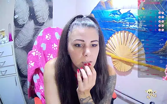 Catbaby32 online show from 10/28/25, 09:17