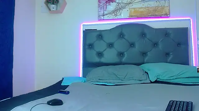 Kim clark1 online show from 09/11/25, 03:12