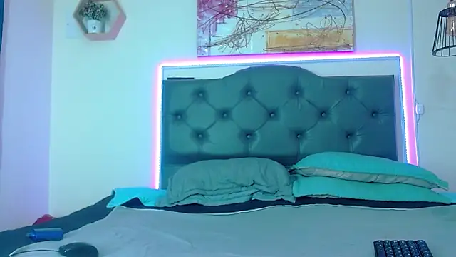 Kim clark1 online show from 09/12/25, 02:50