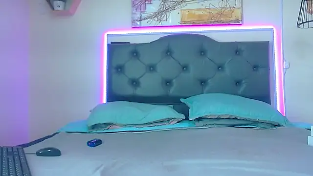 Kim clark1 online show from 09/21/25, 02:29