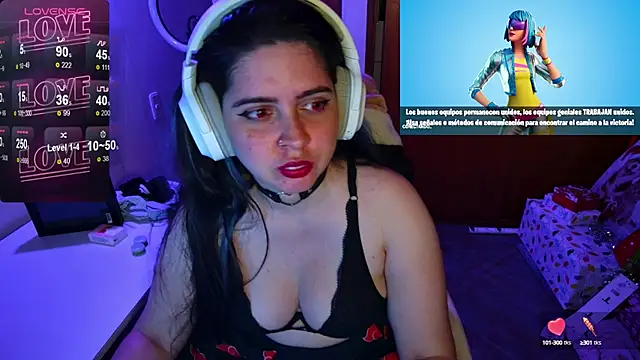 Snapshot of Vallolet_Spencer chatting on 12/09/24, 12:01 Vallolet Spencer online show from 12/09/24, 12:01