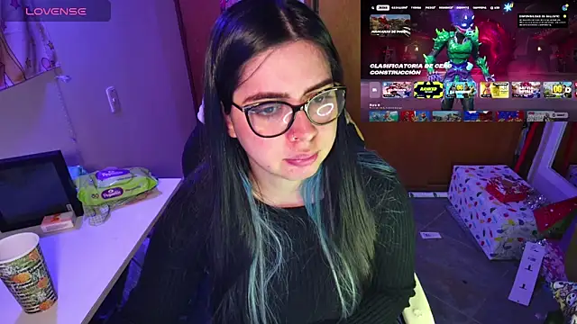 Snapshot of Vallolet_Spencer chatting on 12/23/24, 02:24 Vallolet Spencer online show from 12/23/24, 02:24