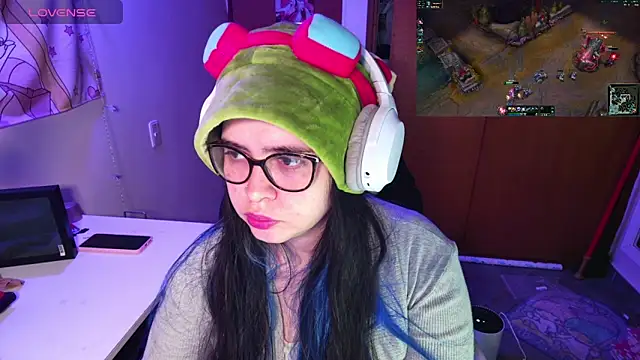 Snapshot of Vallolet_Spencer chatting on 01/23/25, 02:23 Vallolet Spencer online show from 01/23/25, 02:23