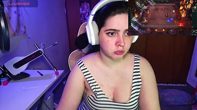 Snapshot of Vallolet_Spencer chatting on 02/06/25, 03:16 Vallolet Spencer online show from 02/06/25, 03:16