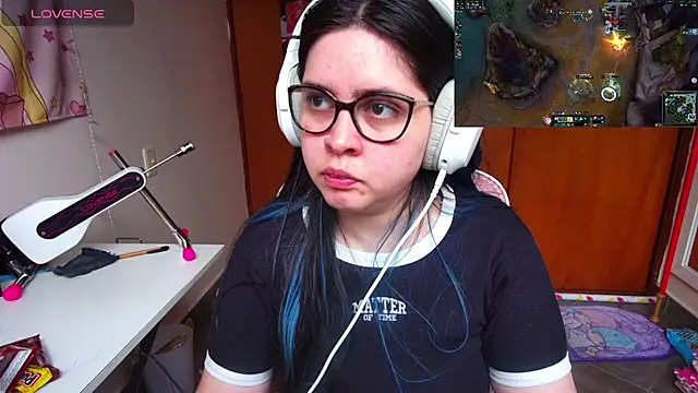 Snapshot of Vallolet_Spencer chatting on 02/09/25, 03:01 Vallolet Spencer online show from 02/09/25, 03:01