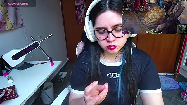 Snapshot of Vallolet_Spencer chatting on 02/09/25, 09:49 Vallolet Spencer online show from 02/09/25, 09:49