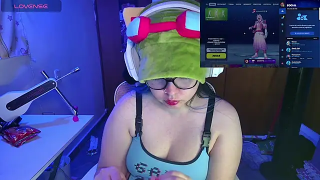 Snapshot of Vallolet_Spencer chatting on 03/04/25, 12:29 Vallolet Spencer online show from 03/04/25, 12:29