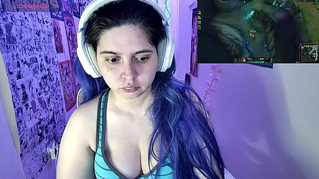 Snapshot of Vallolet_Spencer chatting on 09/30/25, 04:50 Vallolet Spencer online show from 09/30/25, 04:50