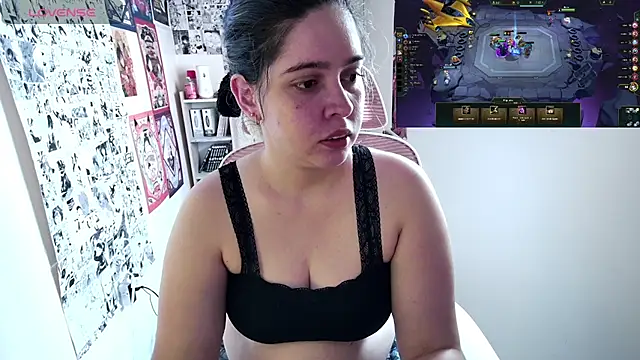 Snapshot of Vallolet_Spencer chatting on 10/26/25, 08:15 Vallolet Spencer online show from 10/26/25, 08:15