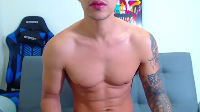 Tristan-bm online show from 01/29/25, 02:21